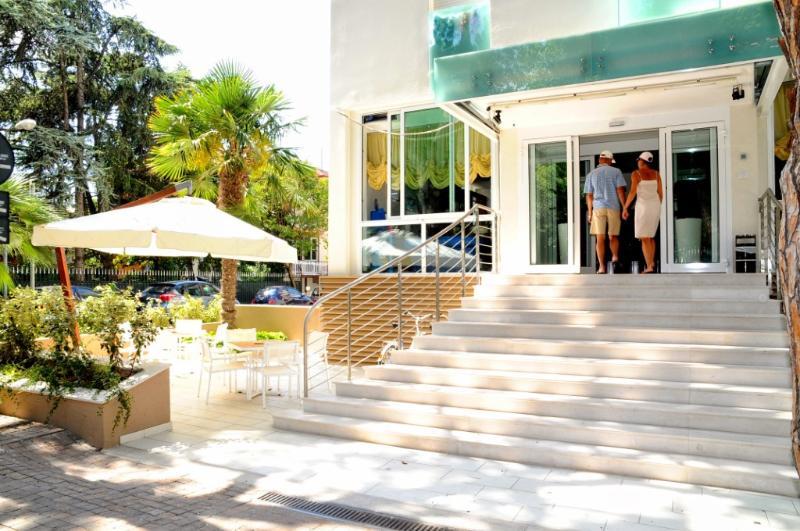 Calypso- Marina Centro 3*