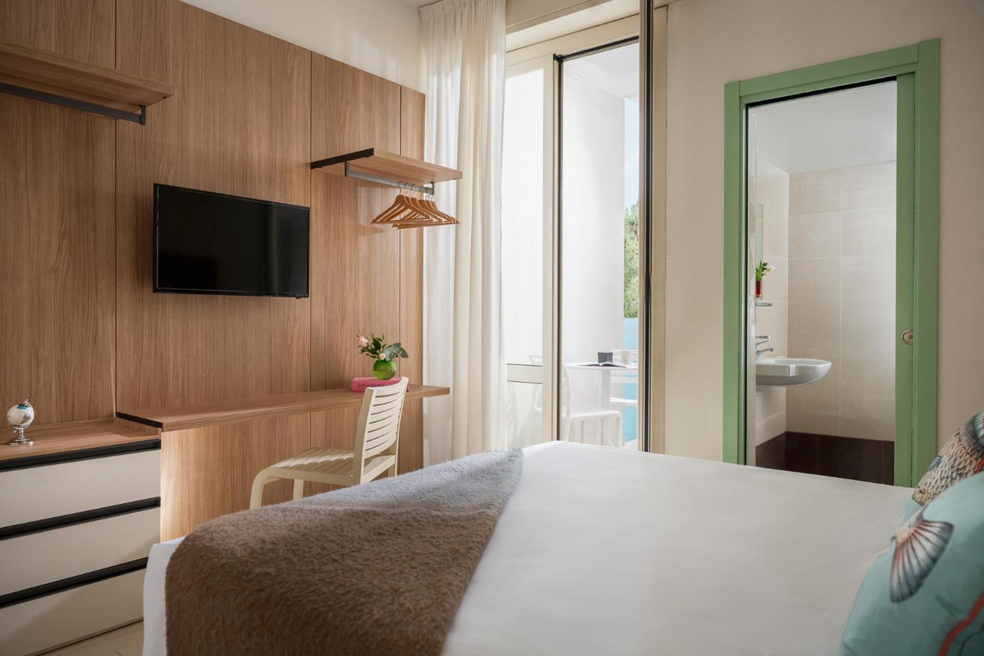 Calypso- Marina Centro 3* Rimini
